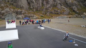 Full aktivitet på Idrettsbana og skateparken.